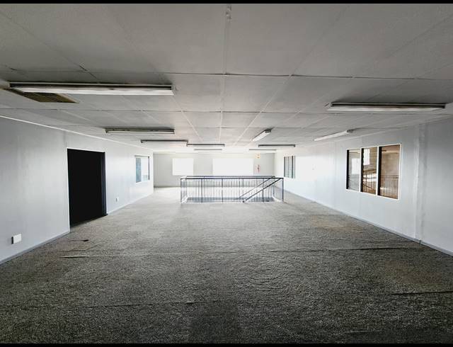 637M² WAREHOUSE TO LET IN KYA SANDS